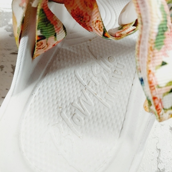 Blowfish Ruble White Pixie Garden Adjustable Comfort Strap Sandals O441 - Picture 6 of 8